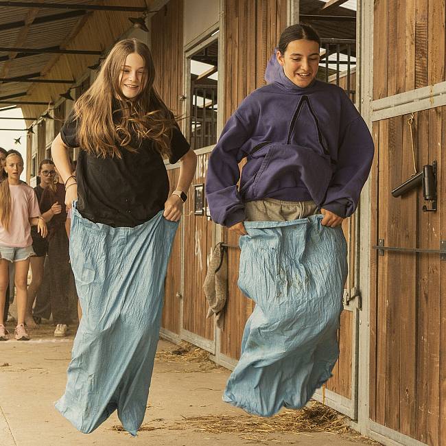 Grafika Runowo dla dzieci i młodzieży